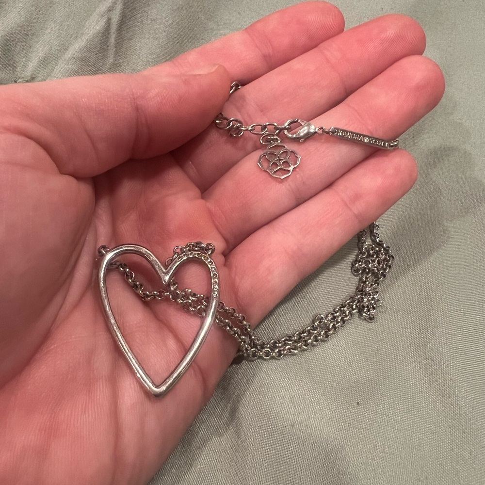 Kendra Scott Necklace